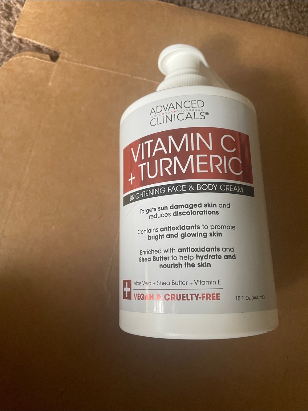 Vitamin C + Turmeric Brightening Face & Body Cream - White/Orange